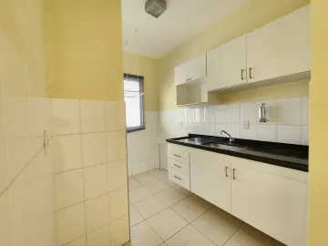 Alugar Apartamento / Padrão em Ribeirão Preto R$ 1.500,00 - Foto 2