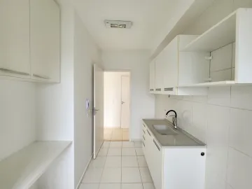 Alugar Apartamento / Padrão em Ribeirão Preto R$ 1.800,00 - Foto 3