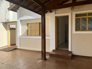 Alugar Casa / Padrão em Ribeirão Preto R$ 1.850,00 - Foto 2