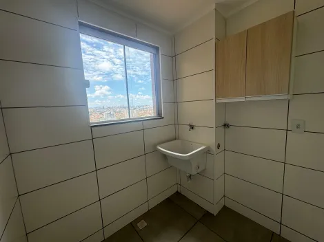 Alugar Apartamento / Padrão em Ribeirão Preto R$ 1.750,00 - Foto 7