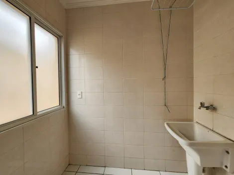 Alugar Apartamento / Padrão em Ribeirão Preto R$ 1.350,00 - Foto 4