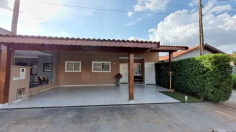 Alugar Casa / Condomínio em Ribeirão Preto. apenas R$ 590.000,00