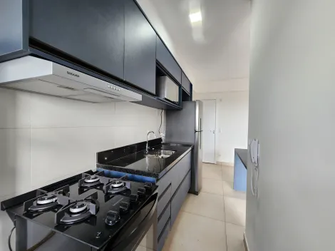 Alugar Apartamento / Padrão em Ribeirão Preto R$ 2.500,00 - Foto 3