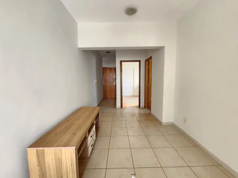 Alugar Apartamento / Padrão em Ribeirão Preto R$ 1.600,00 - Foto 4