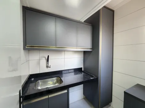 Alugar Apartamento / Padrão em Ribeirão Preto R$ 1.350,00 - Foto 5