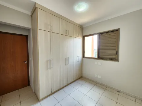 Alugar Apartamento / Padrão em Ribeirão Preto R$ 2.500,00 - Foto 13