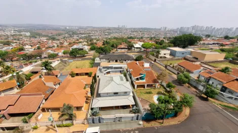 Alugar Apartamento / Kitchnet em Ribeirão Preto R$ 1.700,00 - Foto 4