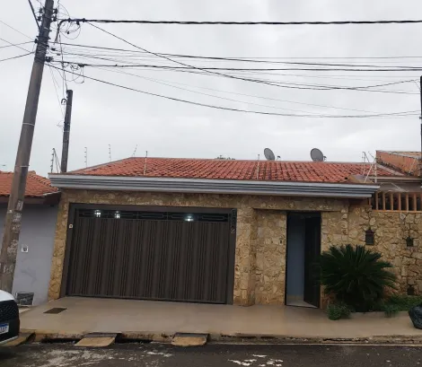 Alugar Casa / Padrão em Ribeirão Preto. apenas R$ 475.000,00