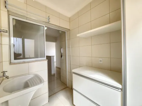 Alugar Apartamento / Padrão em Ribeirão Preto R$ 2.300,00 - Foto 5