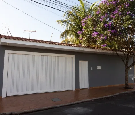 Casa / Padrão em Ribeirão Preto , Comprar por R$545.000,00