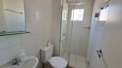 Alugar Apartamento / Padrão em Ribeirão Preto R$ 1.800,00 - Foto 9