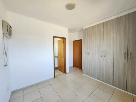 Alugar Apartamento / Padrão em Ribeirão Preto R$ 1.600,00 - Foto 7