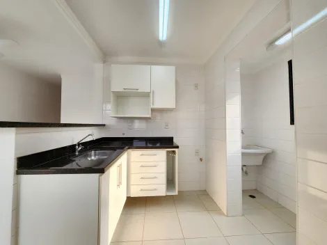 Alugar Apartamento / Padrão em Ribeirão Preto R$ 1.650,00 - Foto 2