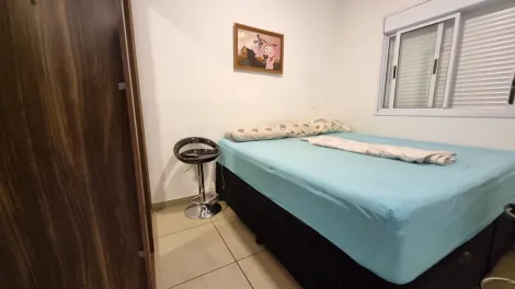 Alugar Apartamento / Padrão em Ribeirão Preto R$ 1.700,00 - Foto 11