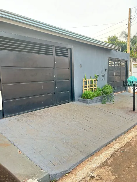 Alugar Casa / Padrão em Ribeirão Preto. apenas R$ 690.000,00