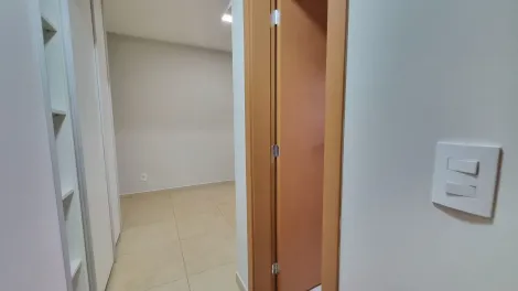 Alugar Apartamento / Padrão em Ribeirão Preto R$ 1.900,00 - Foto 12