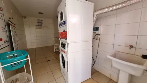 Alugar Apartamento / Padrão em Ribeirão Preto R$ 1.700,00 - Foto 11