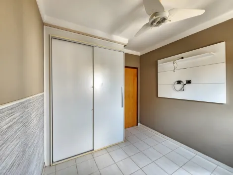 Alugar Apartamento / Padrão em Ribeirão Preto R$ 1.500,00 - Foto 13