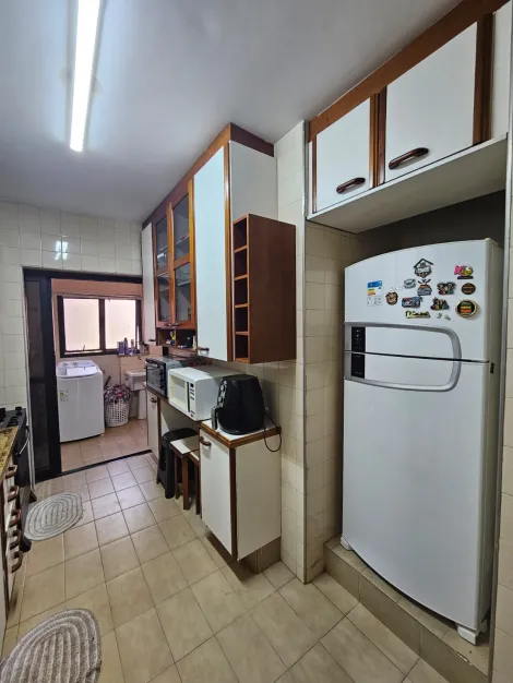 Alugar Apartamento / Padrão em Ribeirão Preto R$ 2.400,00 - Foto 3