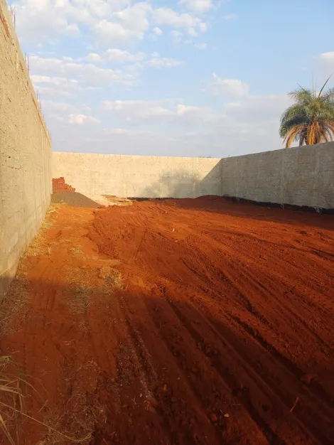 Ribeirão Preto - Jardim Itaú - Terreno - Padrão - Venda