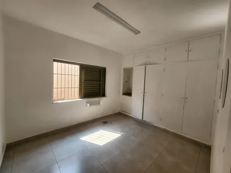 Alugar Casa / Padrão em Ribeirão Preto R$ 3.800,00 - Foto 6