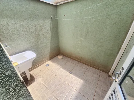 Alugar Apartamento / Padrão em Ribeirão Preto R$ 1.200,00 - Foto 4