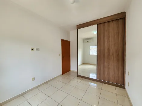 Alugar Apartamento / Padrão em Ribeirão Preto R$ 1.200,00 - Foto 9