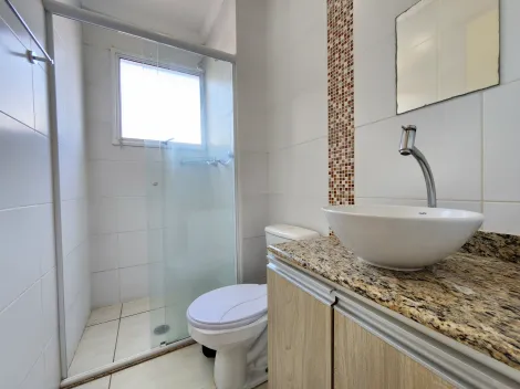 Alugar Apartamento / Padrão em Ribeirão Preto R$ 1.500,00 - Foto 14