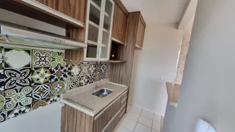 Alugar Apartamento / Padrão em Ribeirão Preto R$ 1.500,00 - Foto 5