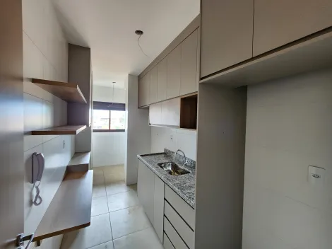 Alugar Apartamento / Padrão em Ribeirão Preto R$ 2.500,00 - Foto 2