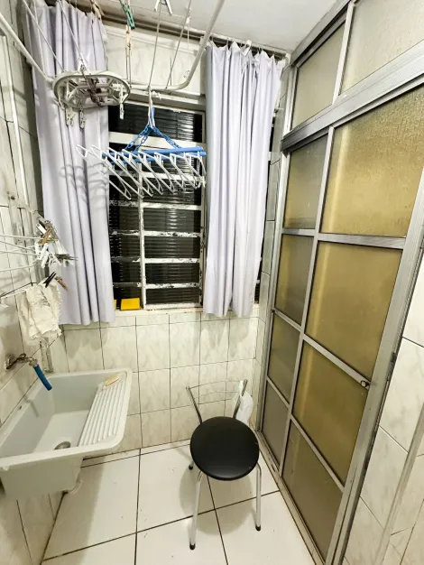 Alugar Apartamento / Padrão em Ribeirão Preto R$ 1.250,00 - Foto 4