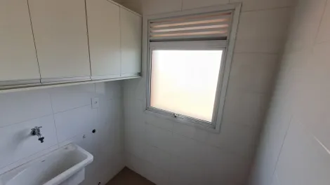 Alugar Apartamento / Padrão em Ribeirão Preto R$ 1.700,00 - Foto 9