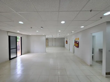 Alugar Comercial / Sala em Ribeirão Preto R$ 9.000,00 - Foto 3