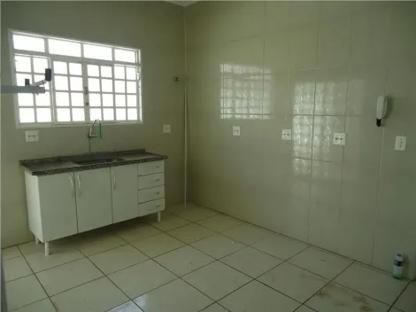 Alugar Casa / Padrão em Ribeirão Preto R$ 2.400,00 - Foto 2