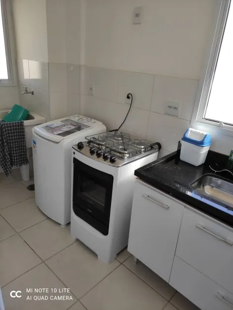 Alugar Apartamento / Padrão em Ribeirão Preto R$ 1.700,00 - Foto 2