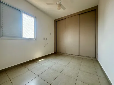 Alugar Apartamento / Padrão em Ribeirão Preto R$ 1.600,00 - Foto 11