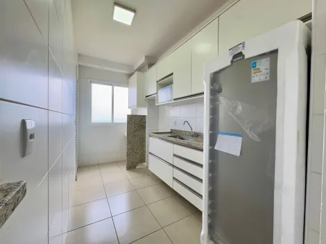 Alugar Apartamento / Padrão em Ribeirão Preto R$ 2.400,00 - Foto 3