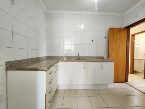 Alugar Apartamento / Padrão em Ribeirão Preto R$ 1.600,00 - Foto 3