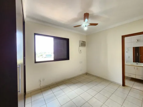 Alugar Apartamento / Padrão em Ribeirão Preto R$ 1.600,00 - Foto 7