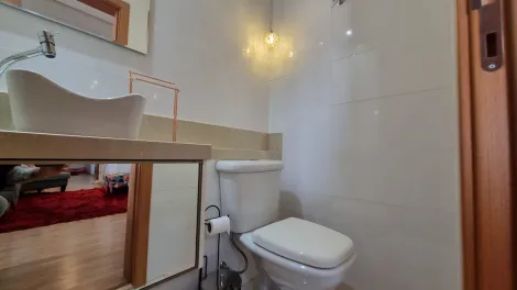 Alugar Apartamento / Padrão em Ribeirão Preto R$ 1.600,00 - Foto 7