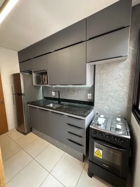 Alugar Apartamento / Padrão em Ribeirão Preto R$ 2.450,00 - Foto 2