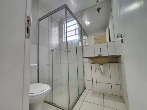 Alugar Apartamento / Padrão em Ribeirão Preto R$ 1.500,00 - Foto 12