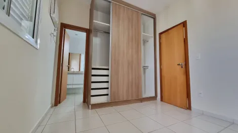 Alugar Apartamento / Padrão em Ribeirão Preto R$ 1.800,00 - Foto 9