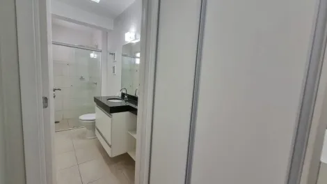 Alugar Apartamento / Padrão em Ribeirão Preto R$ 1.500,00 - Foto 11