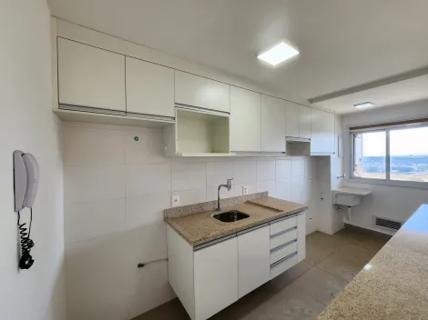 Alugar Apartamento / Padrão em Ribeirão Preto R$ 3.000,00 - Foto 2