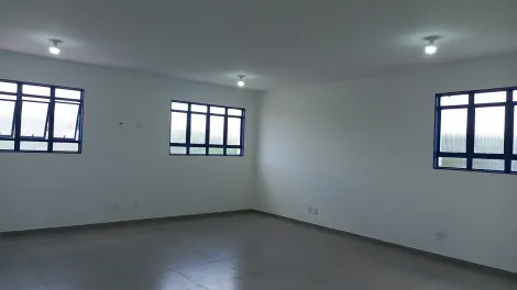 Alugar Comercial / Sala em Ribeirão Preto R$ 1.300,00 - Foto 3