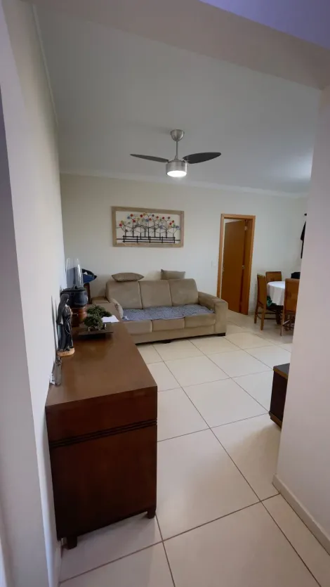 Comprar Apartamento / Padrão em Ribeirão Preto R$ 640.000,00 - Foto 3