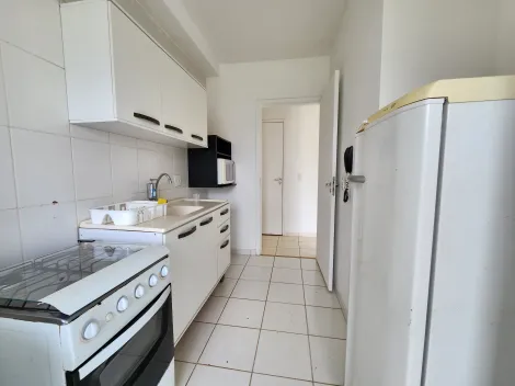 Alugar Apartamento / Padrão em Ribeirão Preto R$ 1.600,00 - Foto 3