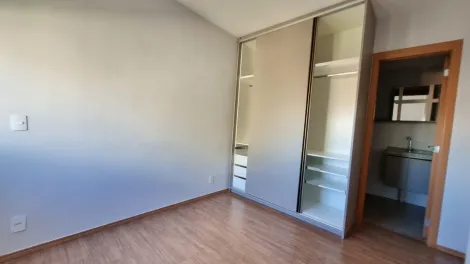 Alugar Apartamento / Padrão em Ribeirão Preto R$ 2.000,00 - Foto 14