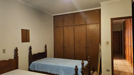 Comprar Casa / Padrão em Ribeirão Preto R$ 1.350.000,00 - Foto 3